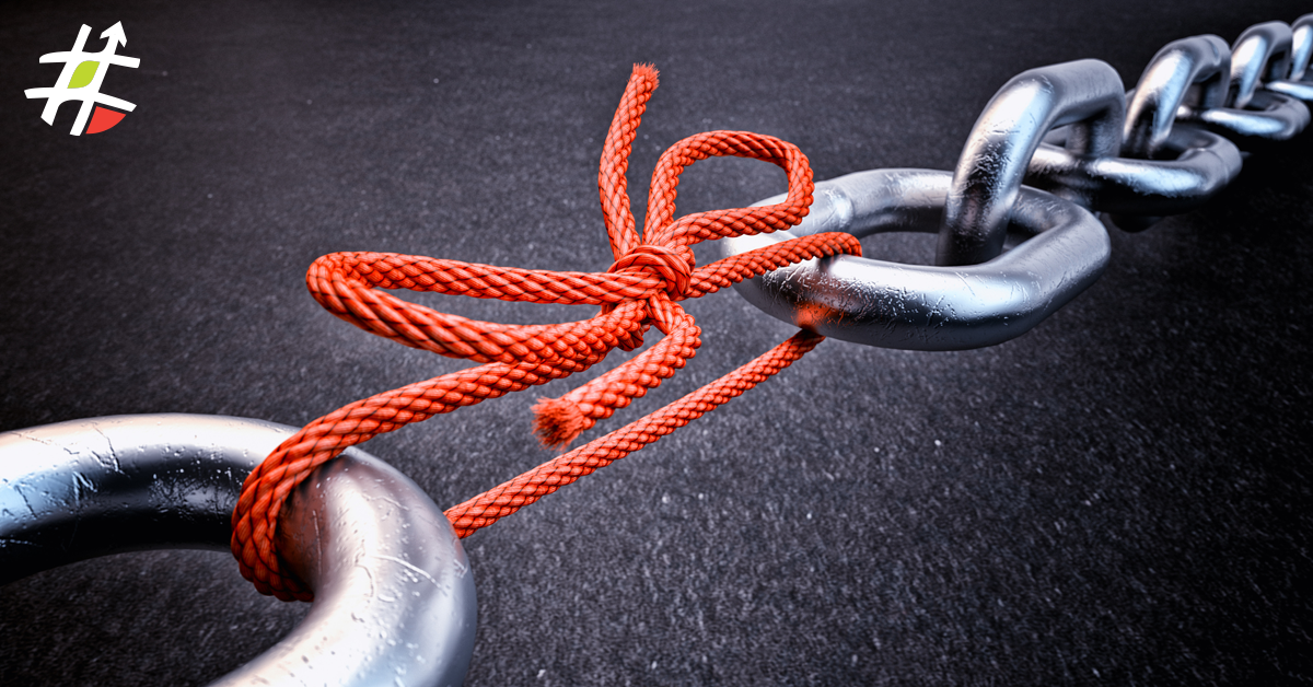 A chain held together by rope, indicating supply chain resilience.